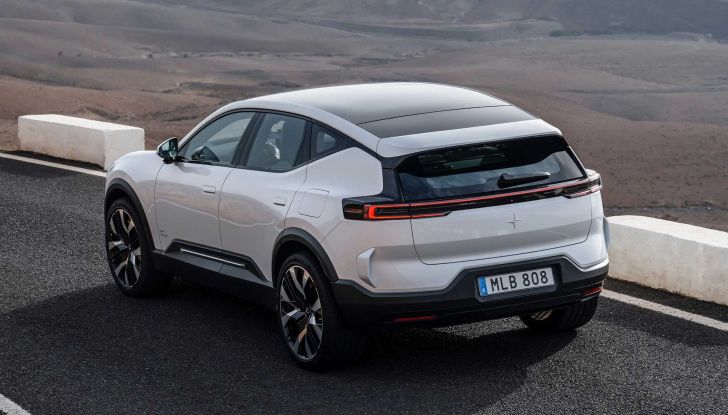 Polestar 3: il SUV elettrico svedese promette fino a 610 km di autonomia - Foto 4 di 14