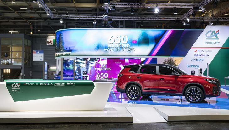 Sportequipe 8: sette posti con l’ibrido plug-in… oppure a GPL - Foto 6 di 12