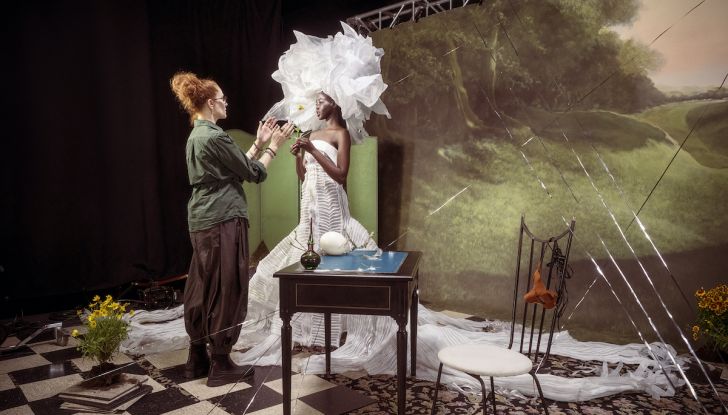 Calendario Pirelli 2023: 28 scatti e 14 modelle - Foto 1 di 39