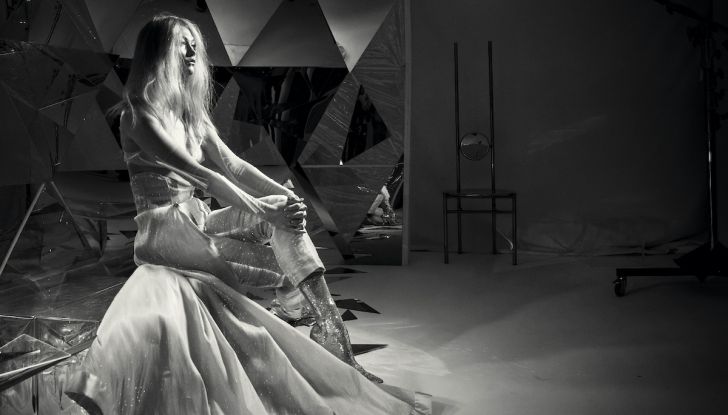 Calendario Pirelli 2023: 28 scatti e 14 modelle - Foto 21 di 39