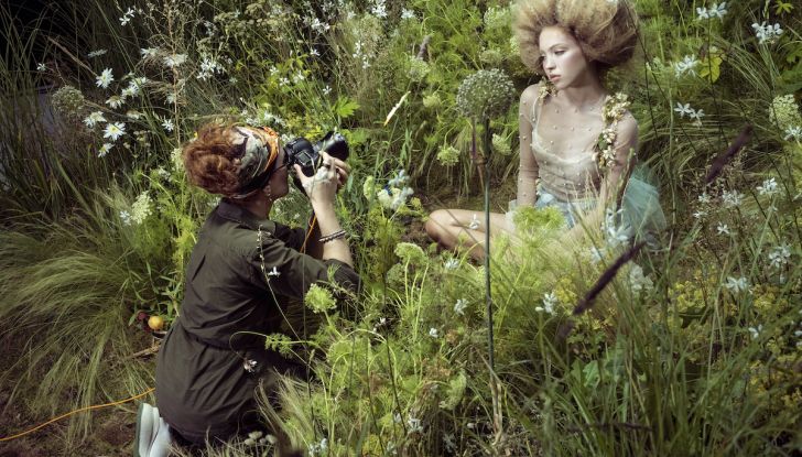 Calendario Pirelli 2023: 28 scatti e 14 modelle - Foto 28 di 39