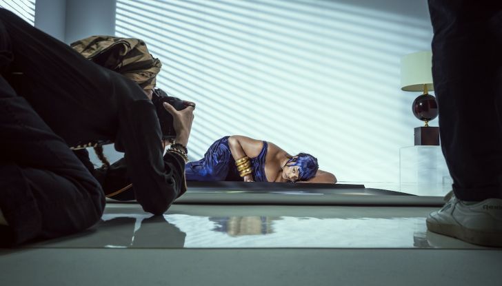 Calendario Pirelli 2023: 28 scatti e 14 modelle - Foto 29 di 39