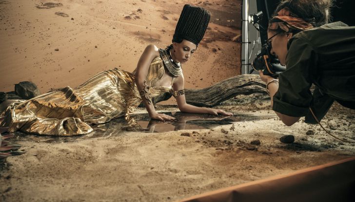 Calendario Pirelli 2023: 28 scatti e 14 modelle - Foto 3 di 39