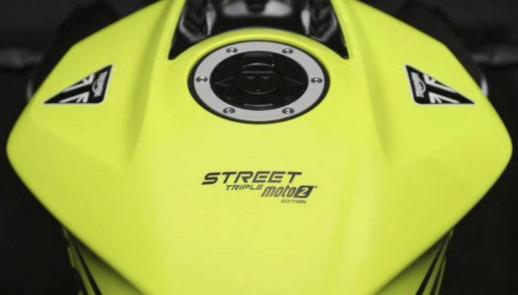 Nuove Triumph Street Triple 765: l’esperienza in pista portata su strada - Foto 14 di 16