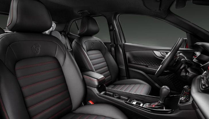 Abarth Pulse SUV: le immagini degli interni e dell’abitacolo - Foto 8 di 8