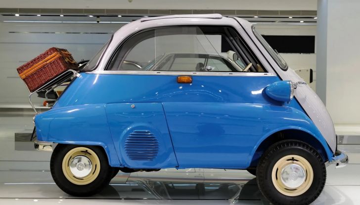 Meglio una Ducati SBK o una McLaren F1 come regalo di Natale? - Foto 48 di 51