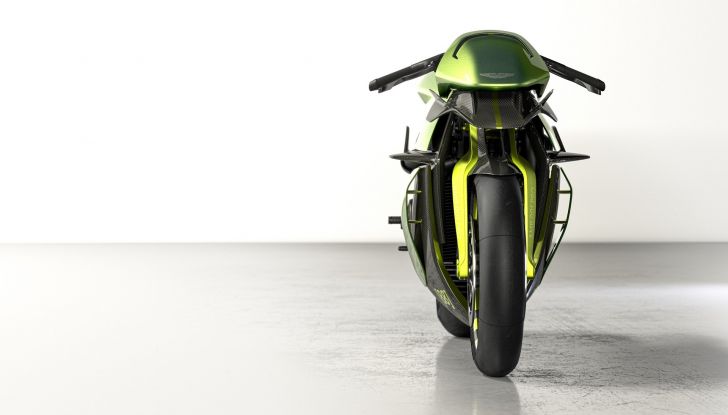 Aston Martin AMB 001 Pro, superbike in collaborazione con Brough Superior - Foto 5 di 9