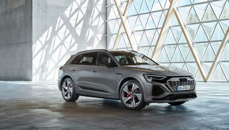 Audi Q8 e-tron: aperti gli ordini, prezzi da 79.900 Euro - Foto 6 di 10