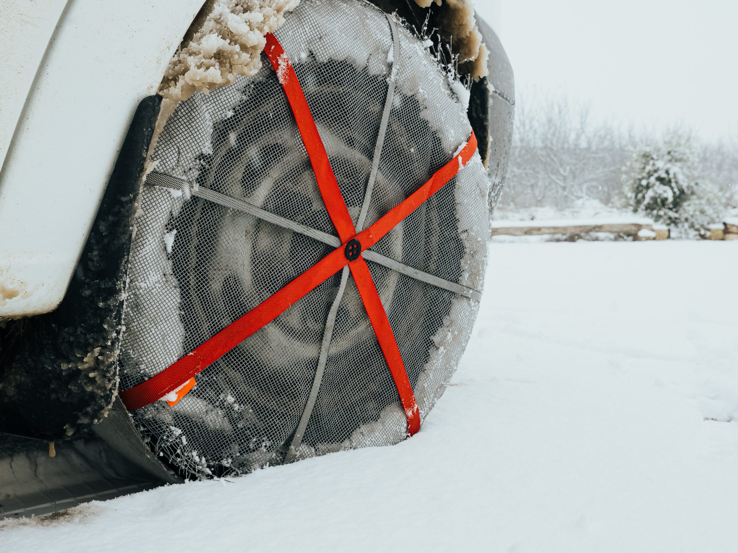 Calze da neve: possono essere utilizzate al posto delle catene? - Infomotori