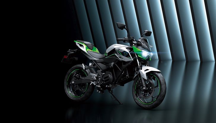 Novità Kawasaki 2023: Ninja elettrica e primo motore a idrogeno! - Foto 2 di 17