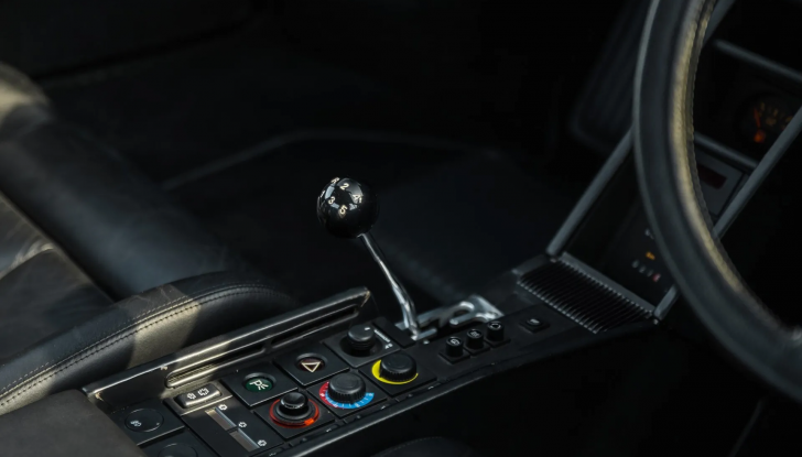 Ferrari Testarossa: all’asta l’esclusivo modello Spider di Pininfarina - Foto 10 di 12