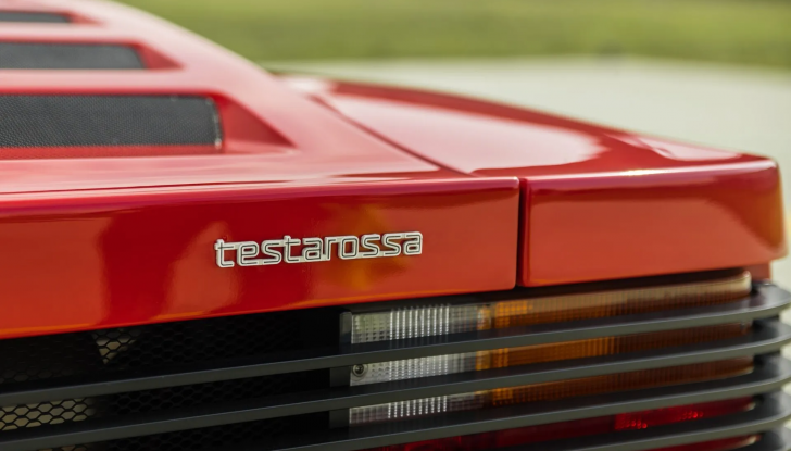 Ferrari Testarossa: all’asta l’esclusivo modello Spider di Pininfarina - Foto 7 di 12