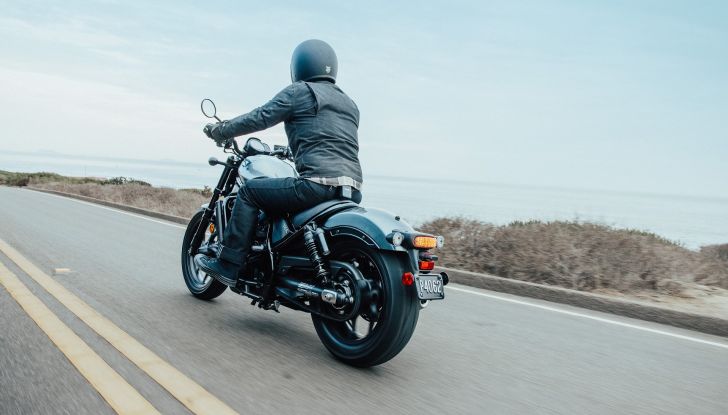 Honda CMX 1100 2023: la Rebel si aggiorna con la versione Touring - Foto 7 di 14