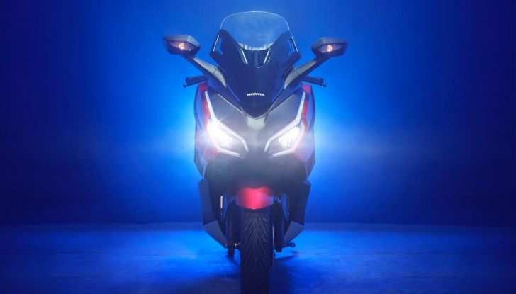 Eicma 2022: Honda Forza 125 e 350, il MY2023 è tutto nuovo - Foto 10 di 13