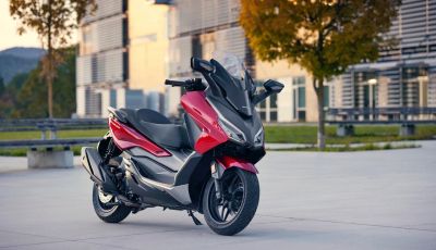 Eicma 2022: Honda Forza 125 e 350, il MY2023 è tutto nuovo