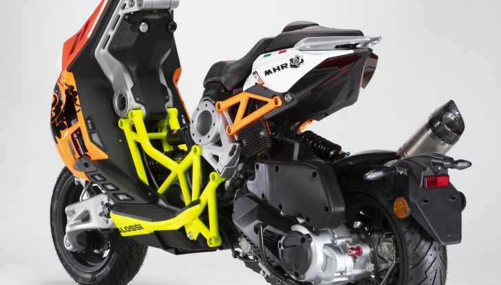 Eicma 2022: Italjet presenta il Dragster 500GP, lo scooter ispirato alle SBK - Foto 15 di 18