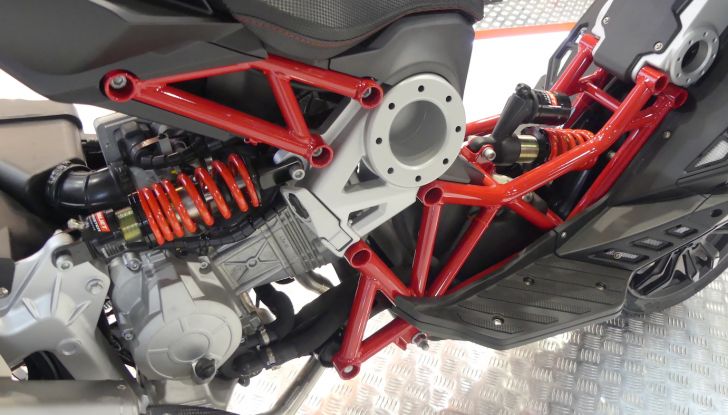 Eicma 2022: Italjet presenta il Dragster 500GP, lo scooter ispirato alle SBK - Foto 3 di 18