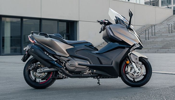 Kymco AK 550 Premium, ideale per i lunghi viaggi - Foto 10 di 11