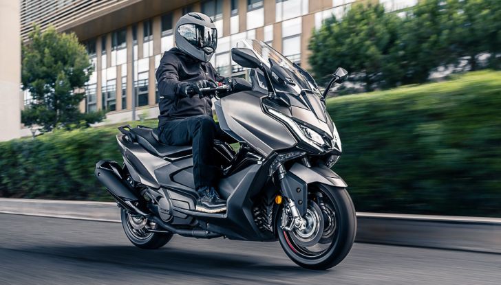 Kymco AK 550 Premium, ideale per i lunghi viaggi - Foto 2 di 11