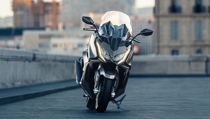 Kymco AK 550 Premium, ideale per i lunghi viaggi - Foto 9 di 11