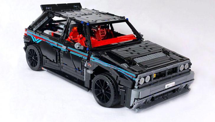 Lancia Delta Futurista: il modellino da 1.000 Euro si costruisce con i LEGO - Foto 3 di 12
