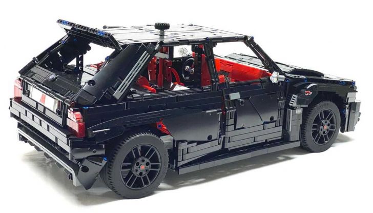 Lancia Delta Futurista: il modellino da 1.000 Euro si costruisce con i LEGO - Foto 6 di 12