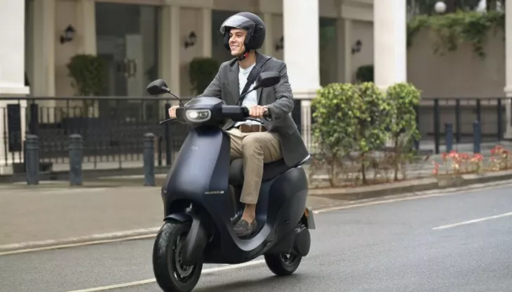 Eicma 2022: Ola Electric presenta lo scooter S1, in arrivo per il 2023 - Foto 5 di 6