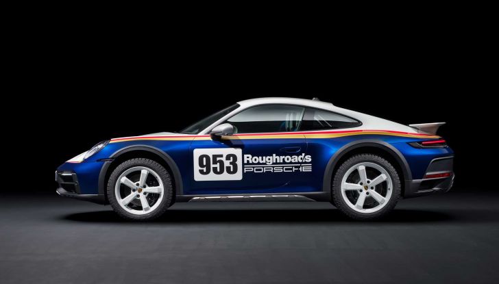 Porsche 911 Dakar: la versione da off-road pronta per le corse nel deserto - Foto 15 di 17