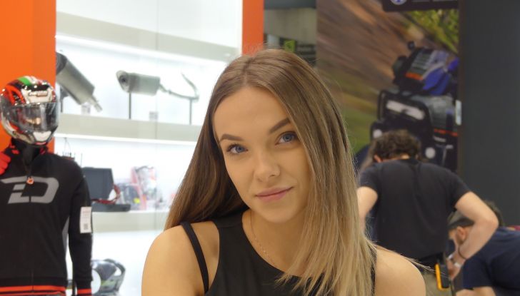 Le più belle ragazze di EICMA 2022 - Foto 1 di 28