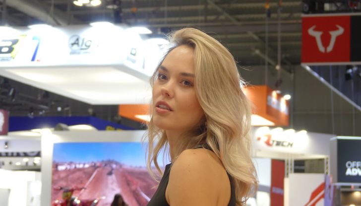 Le più belle ragazze di EICMA 2022 - Foto 14 di 28