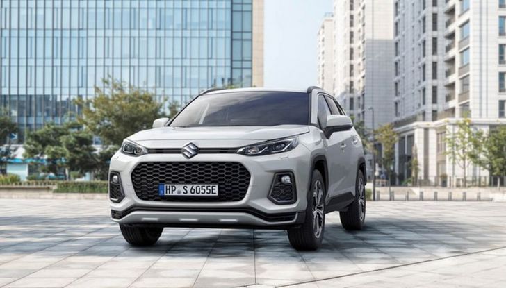 Suzuki Across: tutte le novità del MY2023 - Foto 2 di 10