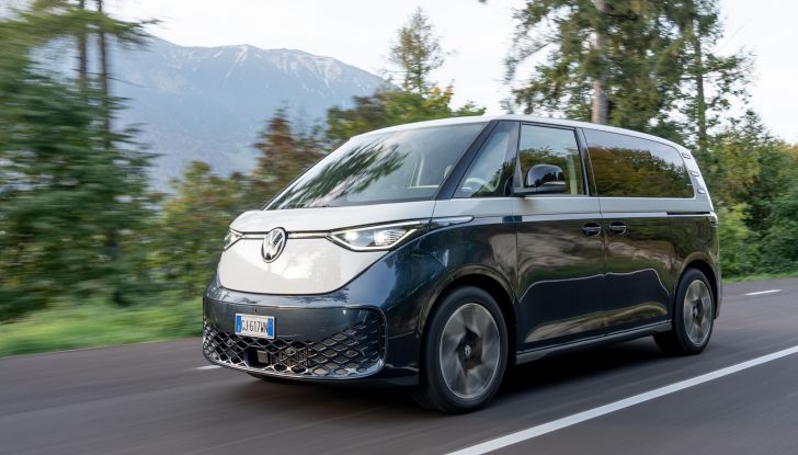 Nuovi ID. Buzz e ID. Buzz GTX a passo lungo: prezzi, motori e dimensioni - Foto 8 di 25