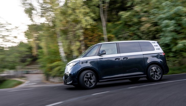 Nuovi ID. Buzz e ID. Buzz GTX a passo lungo: prezzi, motori e dimensioni - Foto 10 di 25