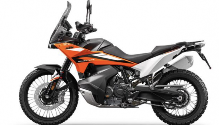KTM 890 Adventure MY 2023, caratteristiche e prezzi - Foto 2 di 5