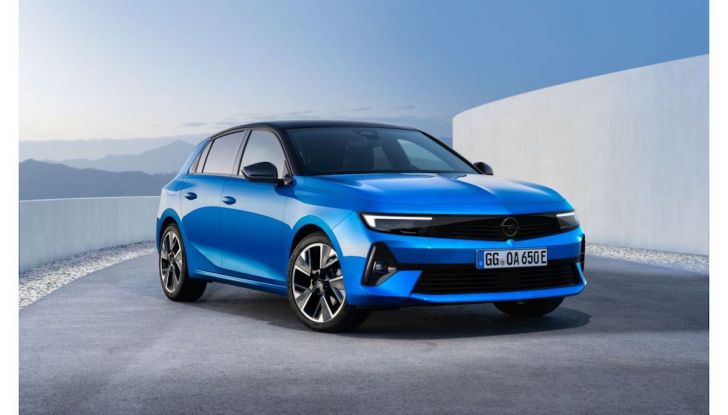 Opel: le novità della gamma 100% elettrica al Salone di Bruxelles 2023 - Foto 7 di 12
