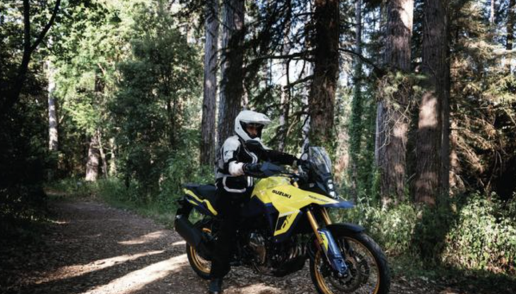 Suzuki: annunciati i prezzi di GSX-8S e la V-STROM 800DE - Foto 10 di 10