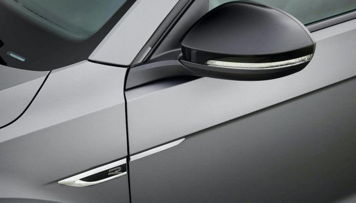 Volkswagen T-Roc Cabriolet, arriva la versione limitata “Edition Grey” - Foto 9 di 18