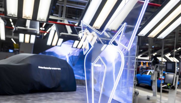 Cupra Terramar, il SUV top di gamma svelato in anteprima - Foto 5 di 5