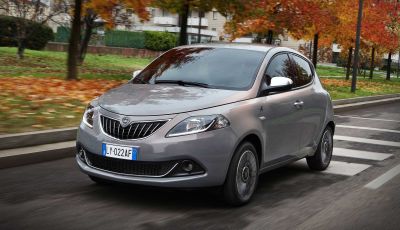 Lancia Ypsilon MY2023: arriva il nuovo infotainment wireless, prezzi da 15.150 Euro