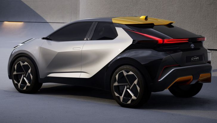Toyota C-HR Prologue: ecco il prototipo della prossima generazione ibrida - Foto 12 di 19