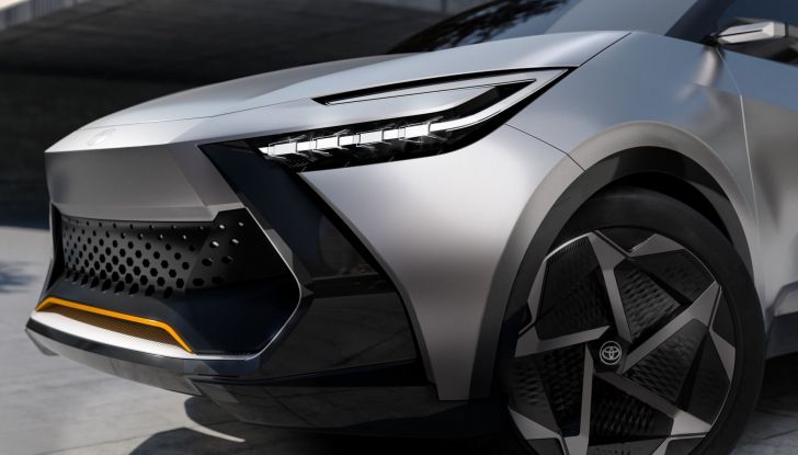 Toyota C-HR Prologue: ecco il prototipo della prossima generazione ibrida - Foto 14 di 19