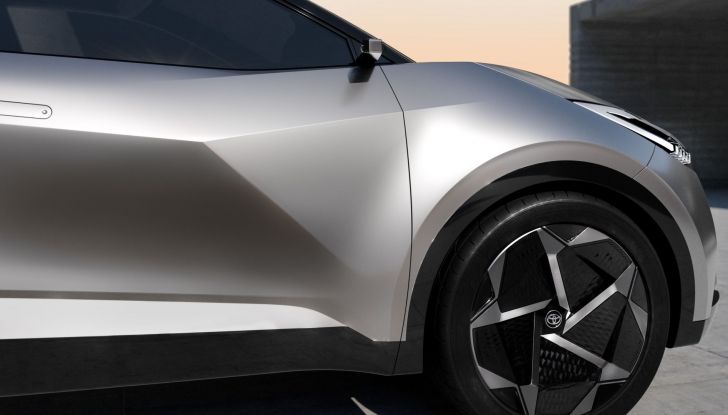 Toyota C-HR Prologue: ecco il prototipo della prossima generazione ibrida - Foto 15 di 19
