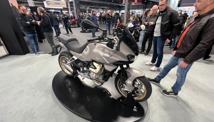 Le novità Moto Guzzi al MBE 2023 - Foto 4 di 8