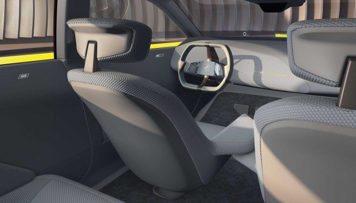 BMW iVision Dee anticipa le berline tedesche del futuro (a realtà virtuale) - Foto 7 di 10