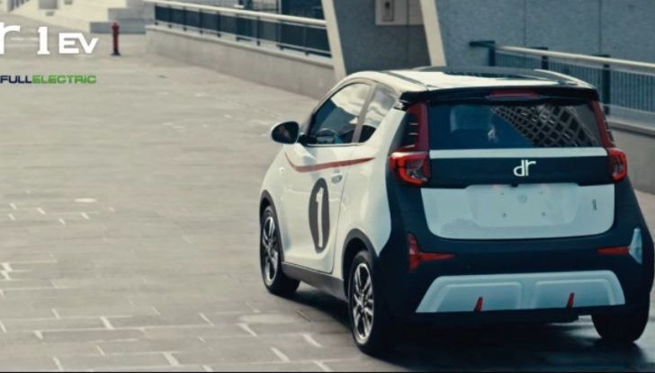 DR 1.0 EV al debutto in Italia: 300 km di autonomia e prezzi da 19.900 Euro - Foto 3 di 10