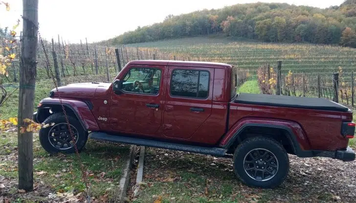 Jeep Gladiator test drive dell’infaticabile pick-up - Foto 10 di 17