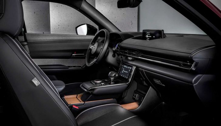 Mazda MX-30 e-Skyactiv R-EV premiata con cinque stelle dall’Euro NCAP - Foto 7 di 8