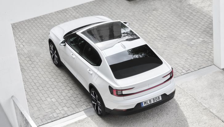 Polestar 2: presentato il restyling, ordinabile da fine febbraio - Foto 4 di 8