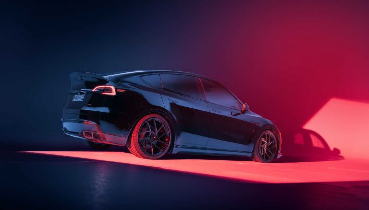 Tesla Model Y: con Novitec diventa ancora più aggressiva - Foto 3 di 10