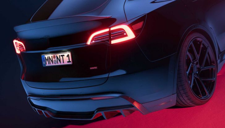 Tesla Model Y: con Novitec diventa ancora più aggressiva - Foto 6 di 10